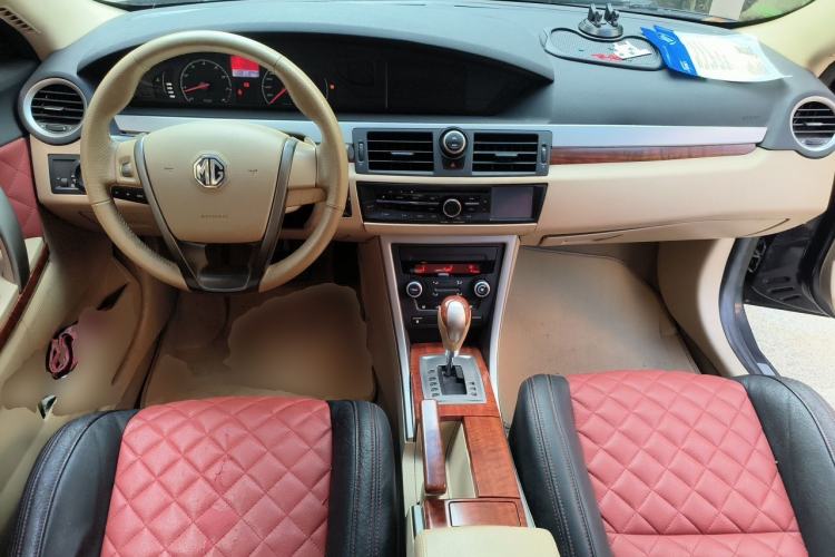 Used MG 6 2010 Hatchback 1.8T Automatic Elite Edition Center Console