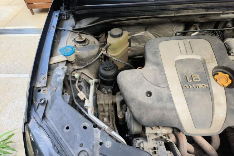 Used MG 6 2010 Hatchback 1.8T Automatic Elite Edition Engine Bay Right