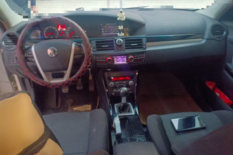 Used MG 6 2010 Hatchback 1.8L Manual - New Year Edition Center Console