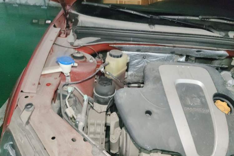 Used MG 6 2010 Hatchback 1.8L Automatic New Year Edition Engine Bay Right