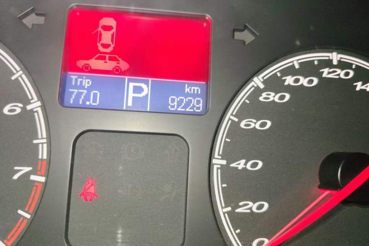 Used MG 6 2010 Hatchback 1.8L Automatic New Year Edition Odometer Close Up