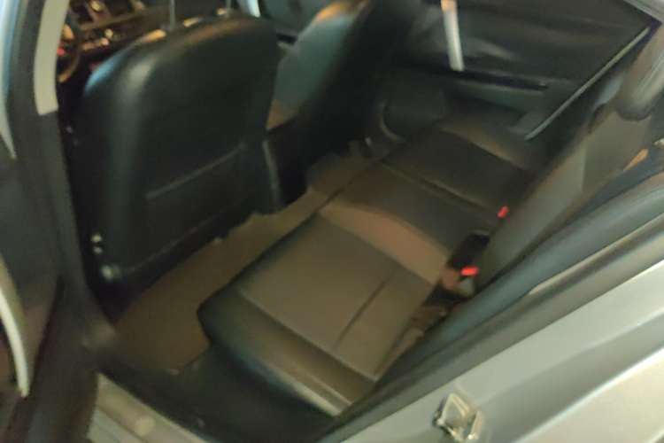 Used MG 6 2010 Hatchback 1.8T Automatic Elite Edition Right Rear Seat
