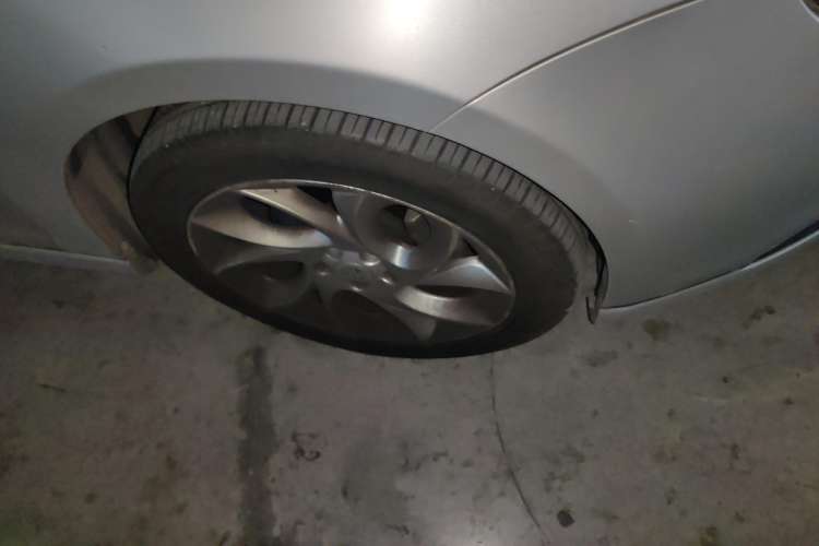 Used MG 6 2010 Hatchback 1.8T Automatic Elite Edition Right Rear Wheel Hub