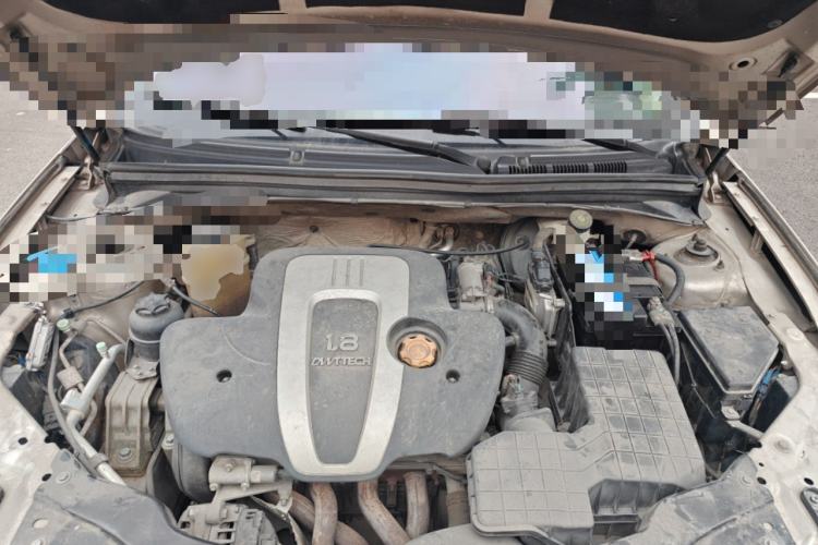 Used MG 6 2010 Hatchback 1.8L Automatic New Year Edition Engine Bay