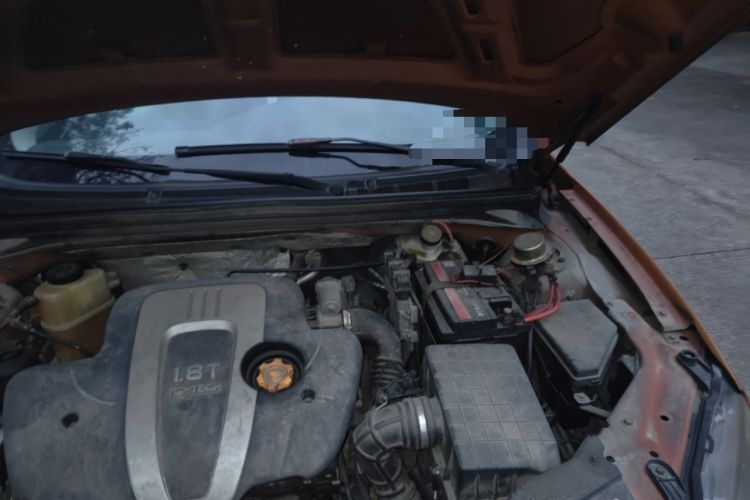 Used MG 6 2010 Hatchback 1.8T Automatic Elite Edition Engine Bay Left