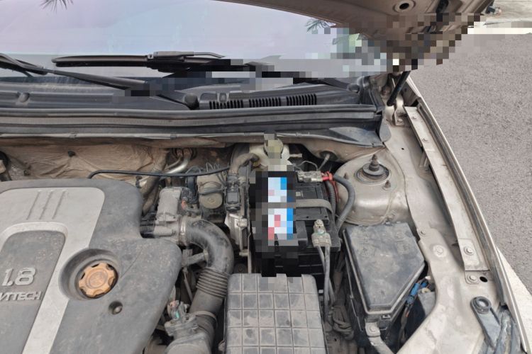Used MG 6 2010 Hatchback 1.8L Automatic New Year Edition Engine Bay Left