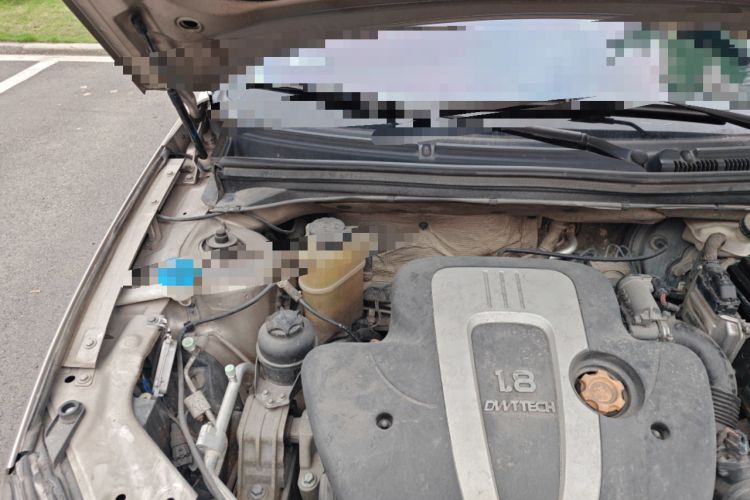 Used MG 6 2010 Hatchback 1.8L Automatic New Year Edition Engine Bay Right