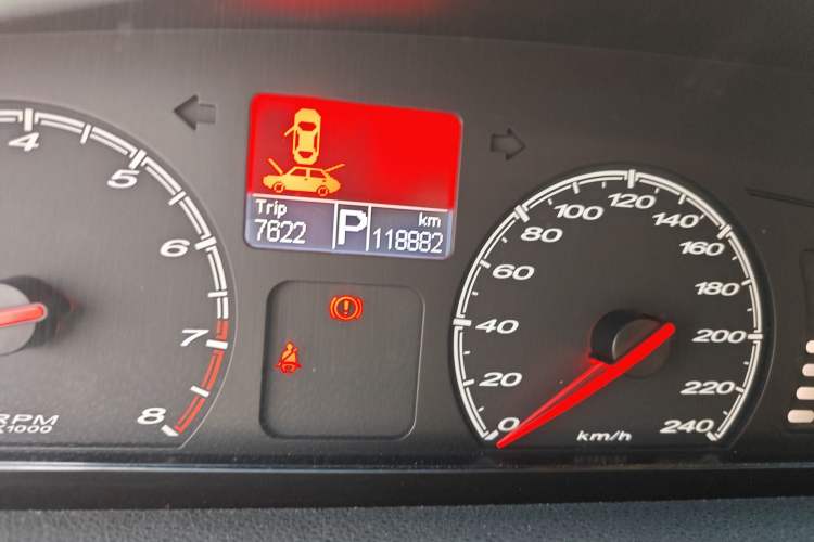 Used MG 6 2010 Hatchback 1.8L Automatic New Year Edition Odometer Close Up