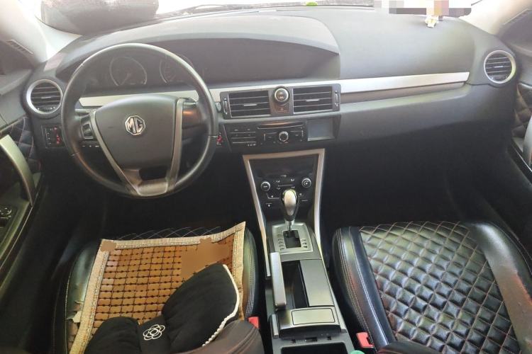 Used MG 6 2012 Hatchback 1.8L Automatic Drive Value Edition Center Console