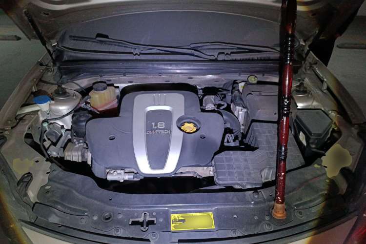 Used MG 6 2012 Hatchback 1.8L Automatic Drive Value Edition Engine Bay