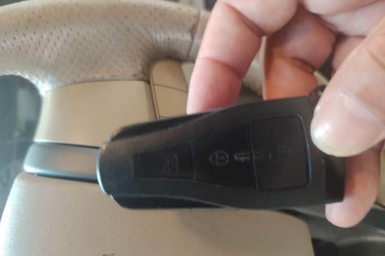 Used MG 6 2012 Hatchback 1.8L Automatic Drive Value Edition Vehicle Key