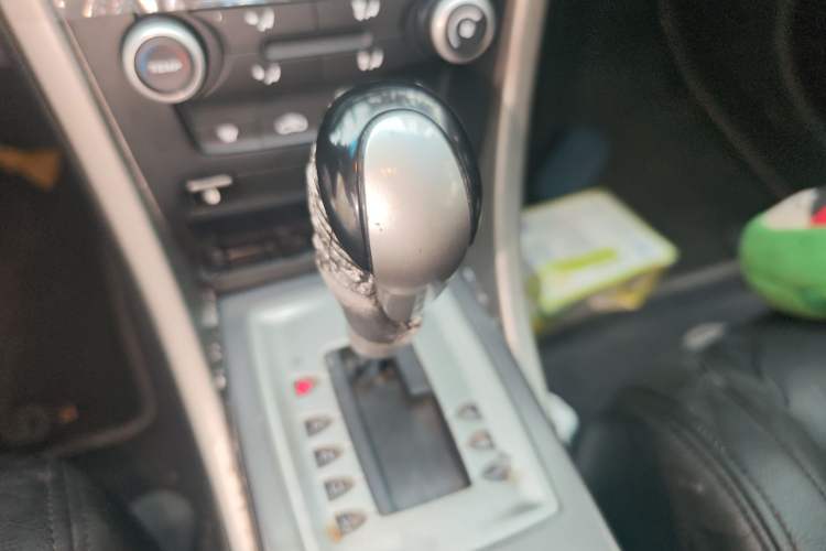 Used MG 6 2012 Hatchback 1.8T Automatic Performance Edition Gear Lever