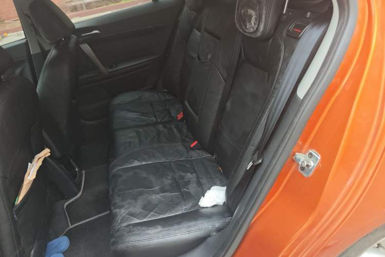 Used MG 6 2012 Hatchback 1.8T Automatic Performance Edition Left Rear Seat