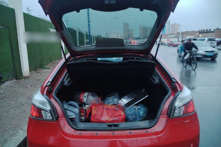 Used MG 6 2012 Hatchback 1.8L Automatic Drive Value Edition Trunk