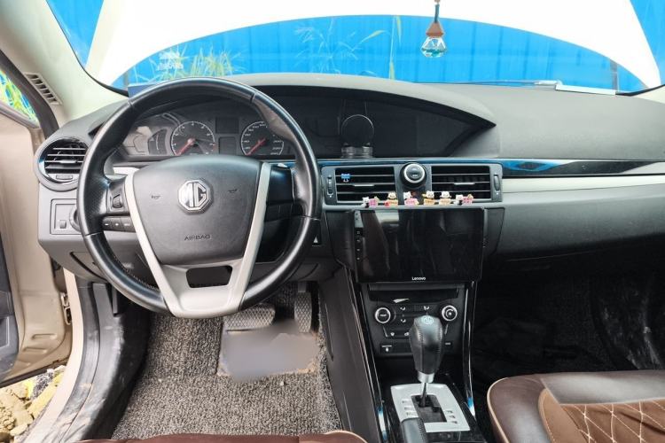 Used MG 6 2012 Hatchback 1.8L Automatic Drive Value Edition Center Console