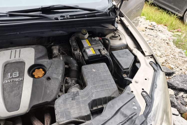 Used MG 6 2012 Hatchback 1.8L Automatic Drive Value Edition Engine Bay Left