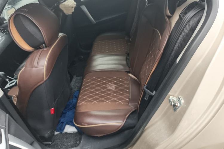 Used MG 6 2012 Hatchback 1.8L Automatic Drive Value Edition Left Rear Seat