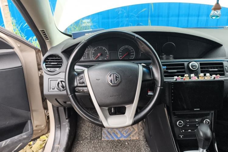 Used MG 6 2012 Hatchback 1.8L Automatic Drive Value Edition Steering Wheel