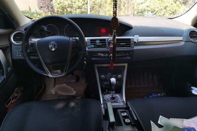Used MG 6 2012 Hatchback 1.8L Automatic Drive Value Edition Center Console