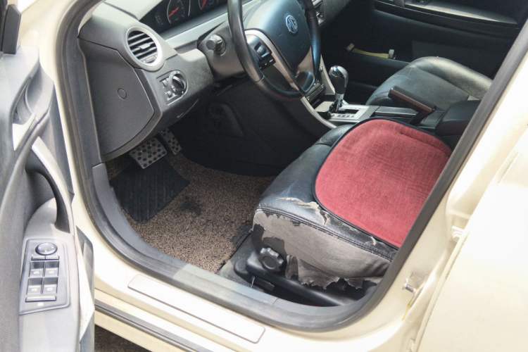Used MG 6 2012 Hatchback 1.8T Automatic Luxury Edition Driver Seat