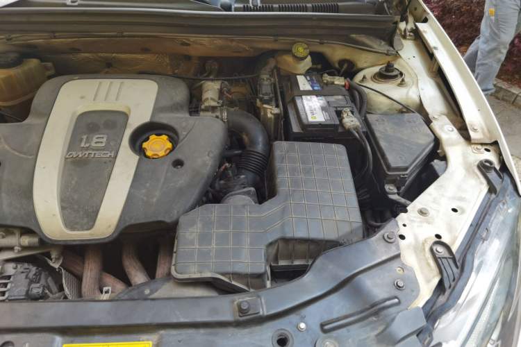 Used MG 6 2012 Hatchback 1.8L Automatic Drive Value Edition Engine Bay Left