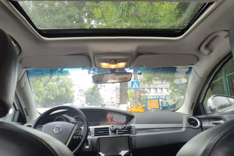 Used MG 6 2012 Hatchback 1.8T Automatic Performance Edition Headliner