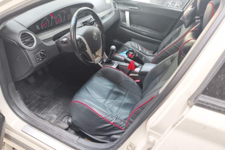 Used MG 6 2012 Hatchback 1.8L Manual - Value Edition Left Front Seat