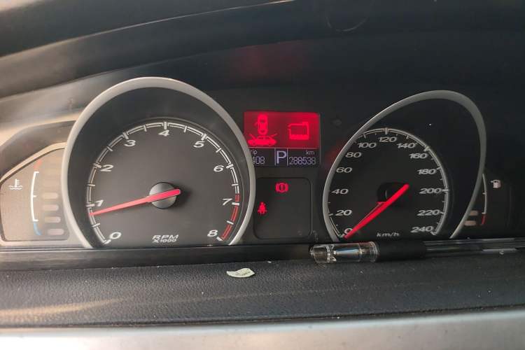 Used MG 6 2012 Hatchback 1.8L Automatic Drive Value Edition Odometer Close Up