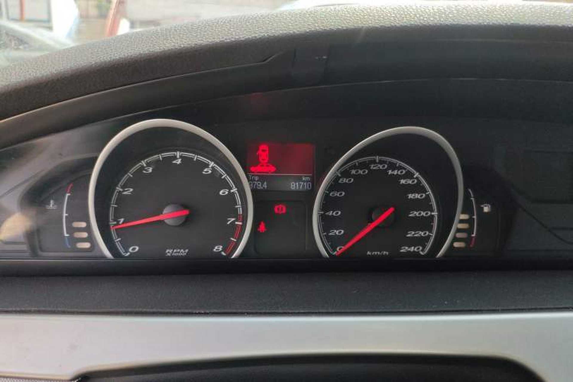 Used MG 6 2012 Hatchback 1.8L Manual - Value Edition Odometer Close Up