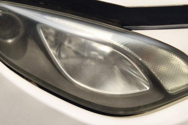 Used MG 6 2012 Hatchback 1.8T Automatic Luxury Edition Right Front Headlight