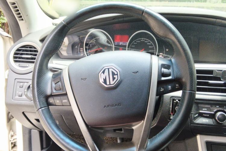 Used MG 6 2012 Hatchback 1.8T Automatic Luxury Edition Steering Wheel