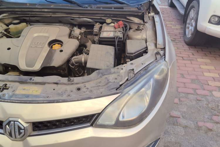Used MG 6 2012 Hatchback 1.8T Automatic Elite Edition Engine Bay Left