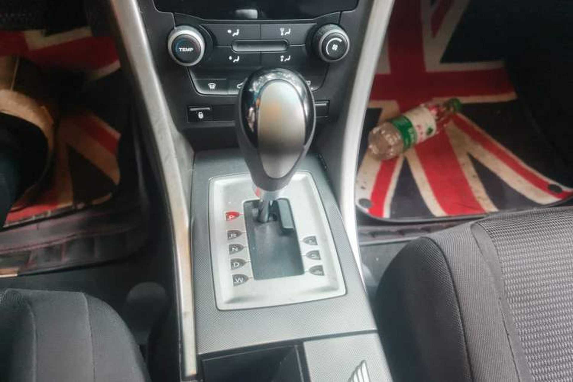 Used MG 6 2012 Hatchback 1.8L Automatic Drive Value Edition Gear Lever