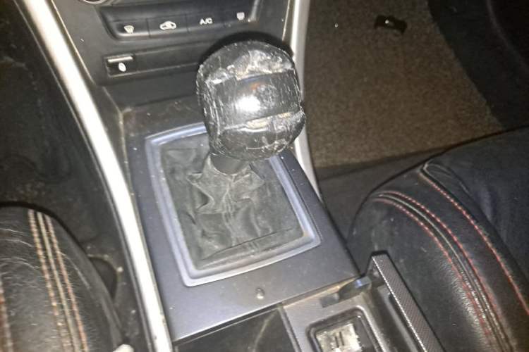 Used MG 6 2012 Hatchback 1.8L Manual - Value Edition Gear Lever