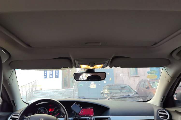 Used MG 6 2012 Hatchback 1.8T Automatic Elite Edition Headliner