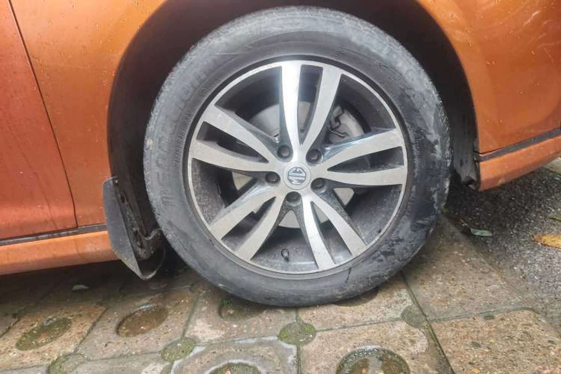 Used MG 6 2012 Hatchback 1.8L Automatic Drive Value Edition Right Front Wheel Hub
