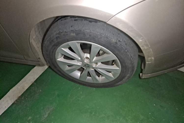 Used MG 6 2012 Hatchback 1.8L Manual - Value Edition Right Front Wheel Hub