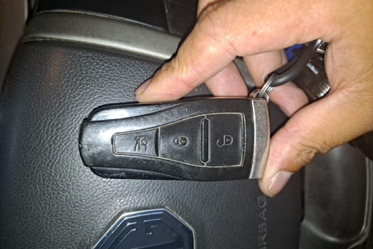 Used MG 6 2012 Hatchback 1.8L Manual - Value Edition Vehicle Key