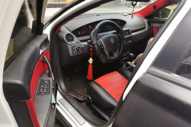 Used MG 6 2013 Hatchback 1.8T Automatic GT Value Edition Driver Seat