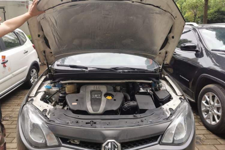 Used MG 6 2013 Hatchback 1.8T Automatic GT Value Edition Engine Bay