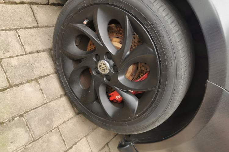 Used MG 6 2013 Hatchback 1.8T Automatic GT Value Edition Right Front Wheel Hub