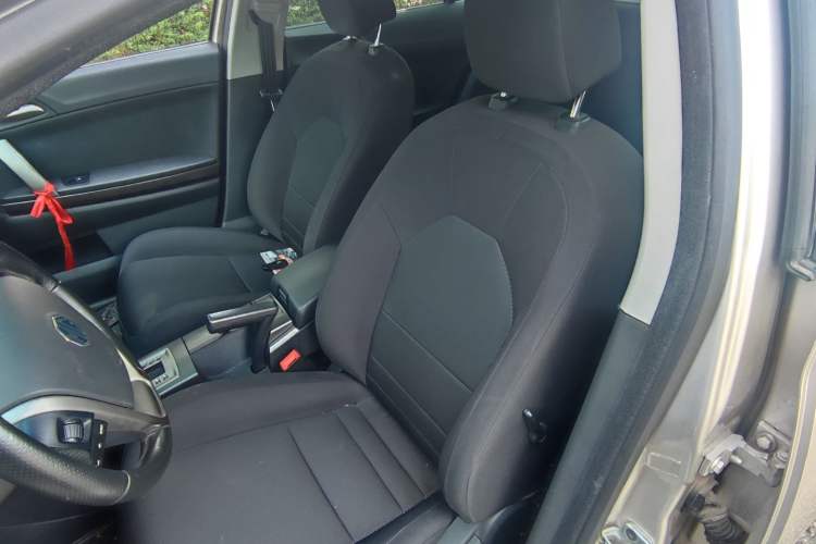 Used MG 6 2013 Hatchback 1.8L Automatic Drive Value Edition Left Front Seat