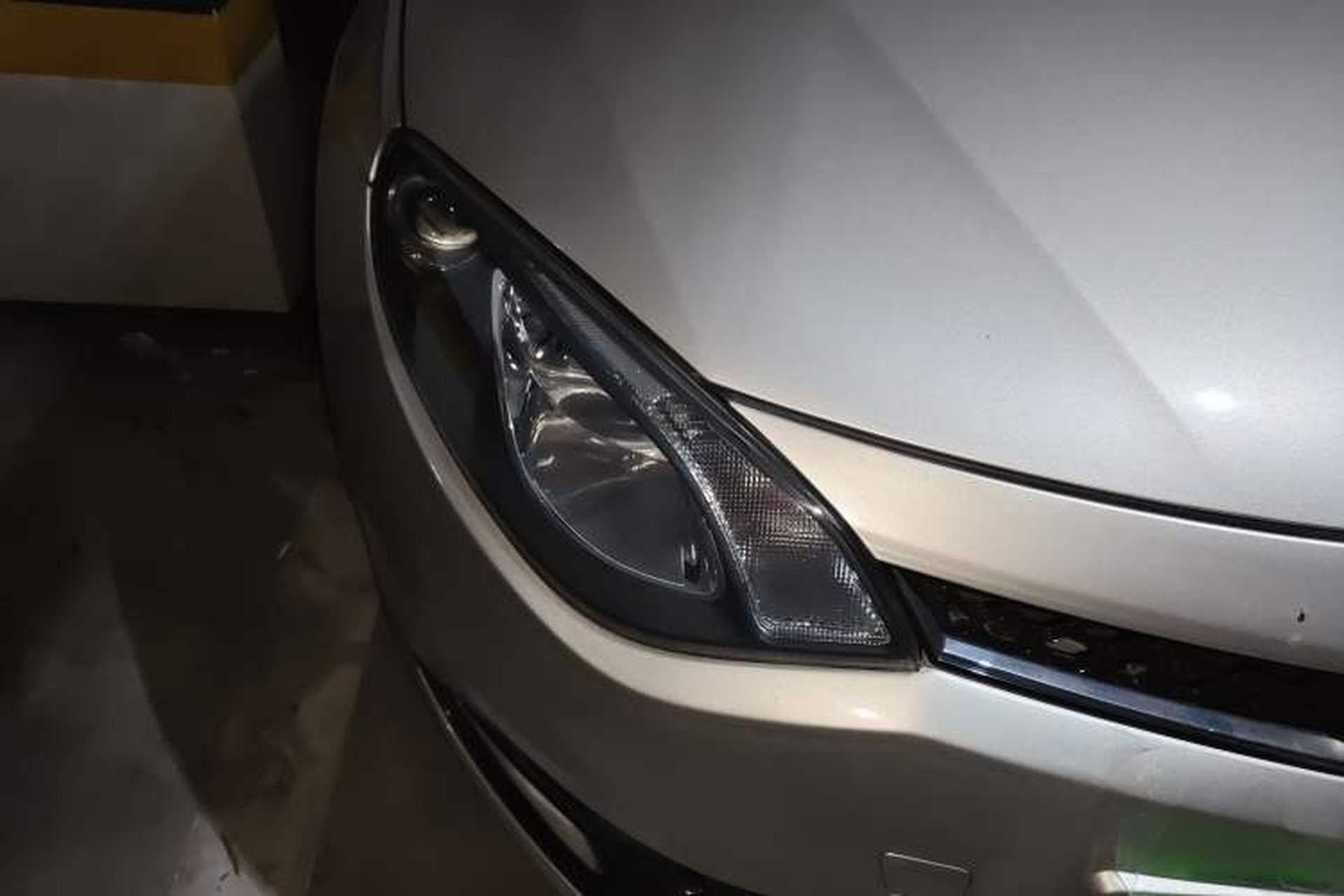 Used MG 6 2013 Hatchback 1.8T Automatic GT Value Edition Right Front Headlight