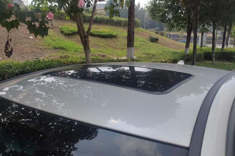Used MG 6 2013 Hatchback 1.8L Automatic Drive Value Edition Roof