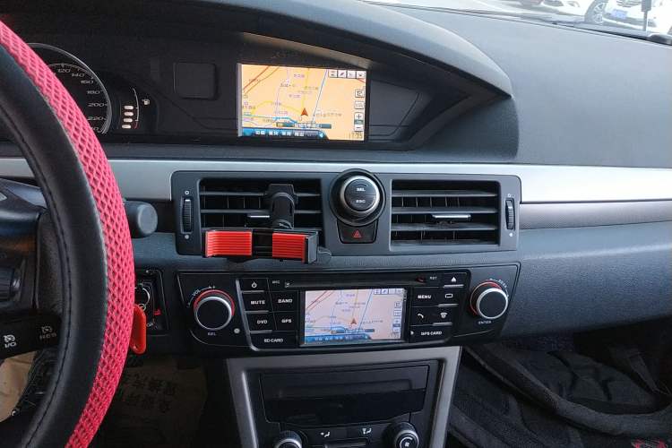 Used MG 6 2013 Hatchback 1.8L Manual - Value Edition Audio And AC Panel
