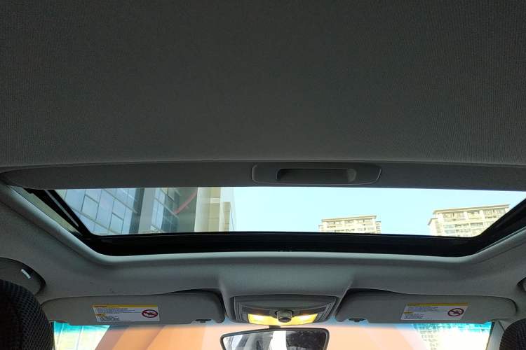 Used MG 6 2013 Hatchback 1.8L Manual - Value Edition Headliner