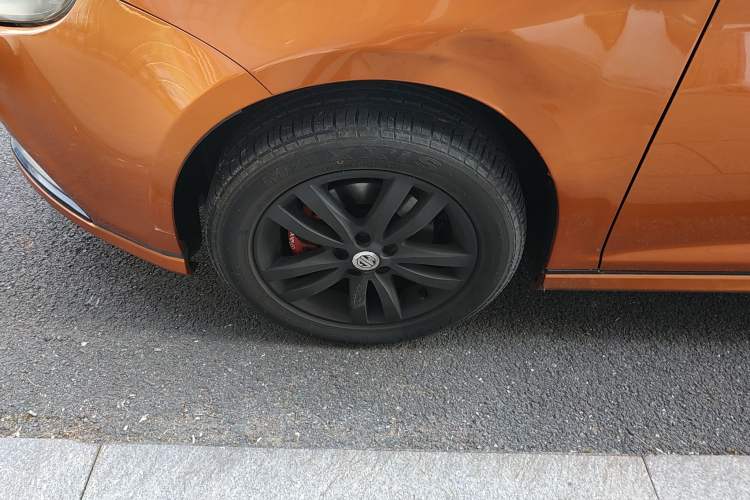 Used MG 6 2013 Hatchback 1.8L Manual - Value Edition Left Front Wheel Hub