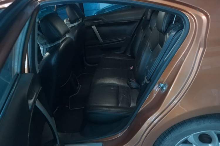 Used MG 6 2013 Hatchback 1.8T Manual GT Value Edition Left Rear Seat
