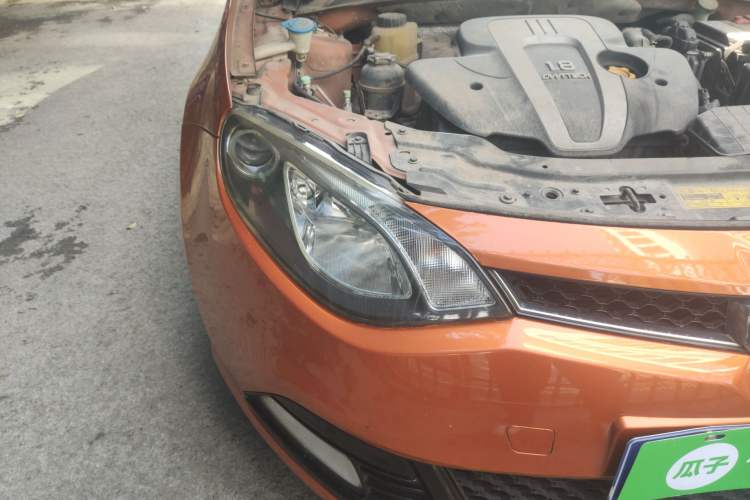 Used MG 6 2013 Hatchback 1.8L Manual - Value Edition Right Front Headlight