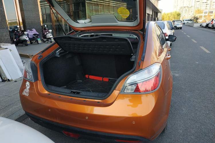 Used MG 6 2013 Hatchback 1.8L Manual - Value Edition Trunk